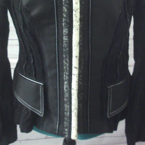 NWOT Tricot Chic Women's Jacket Size US 8 - Picture 12 of 15